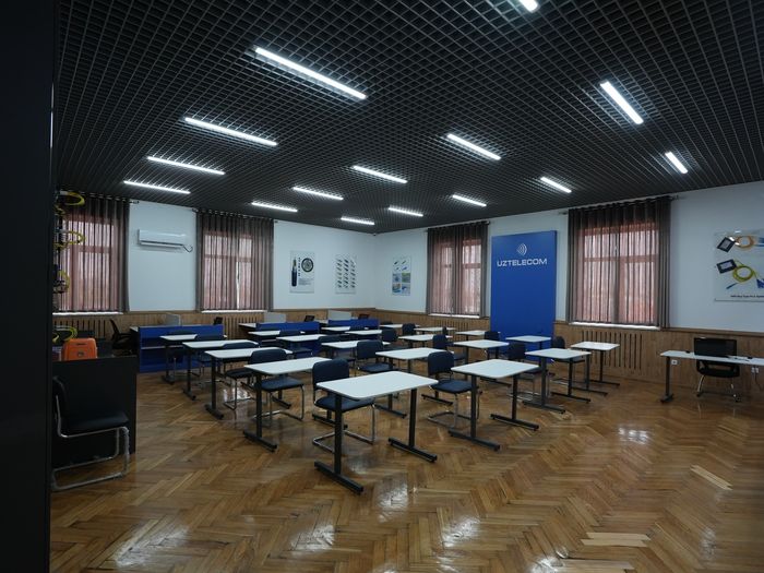 Lecture hall with parquet floor